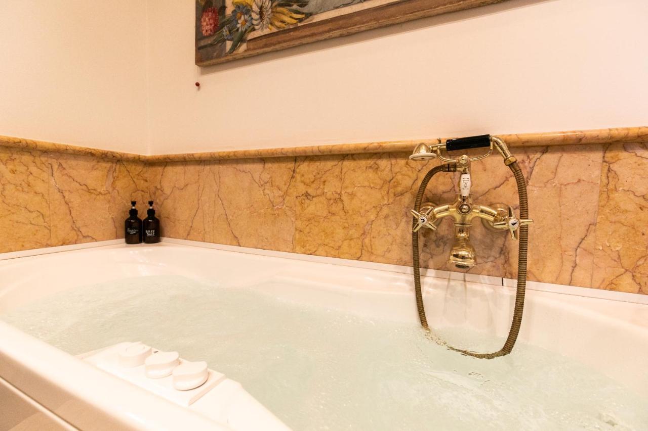 מילאנו Klimt - Jacuzzi 5 Star - Luxury Design Apartment מראה חיצוני תמונה