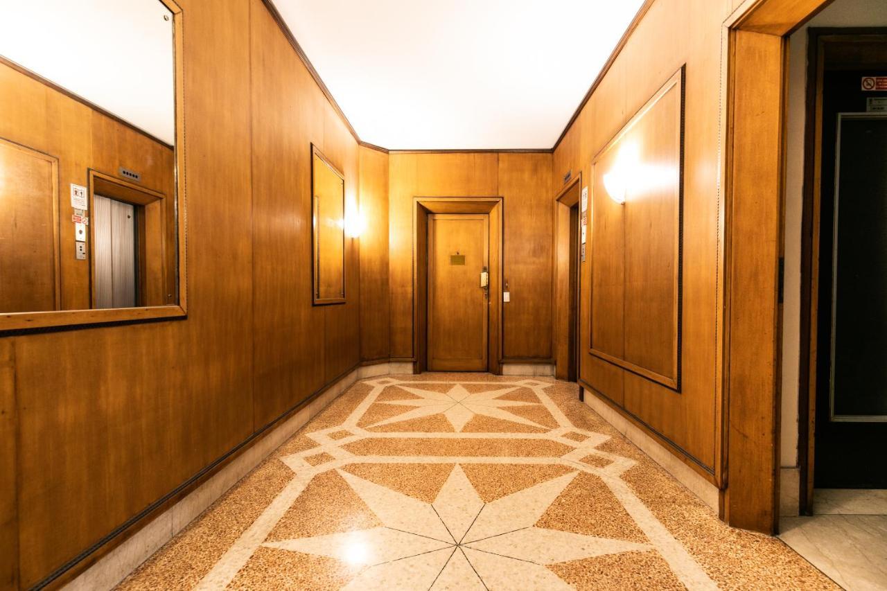 מילאנו Klimt - Jacuzzi 5 Star - Luxury Design Apartment מראה חיצוני תמונה